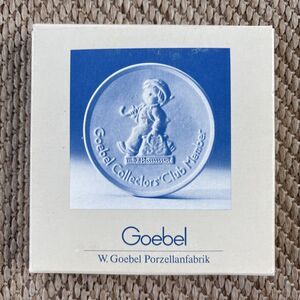 Vintage Goebel 1976 1985 West Germany‎ Collector's Club Member Plaque 4"